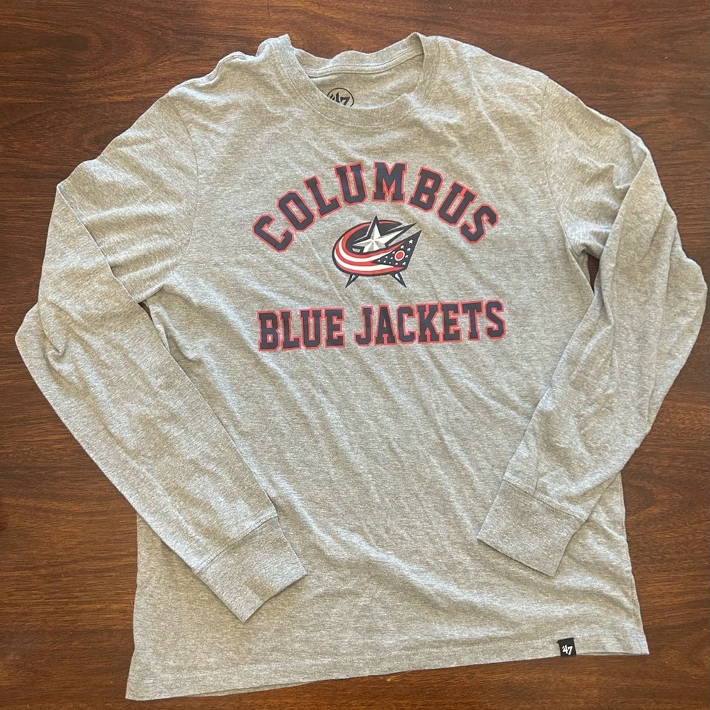 47 Brand Columbus Blue Jackets Gray Long Sleeve Tee with Red & Navy Logo